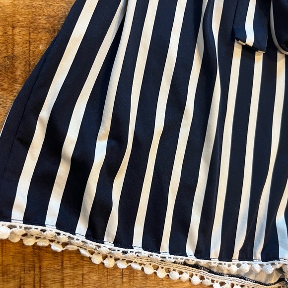 Sophia + Zeke Striped Belted Shorts Size 12 - Picture 2 of 5